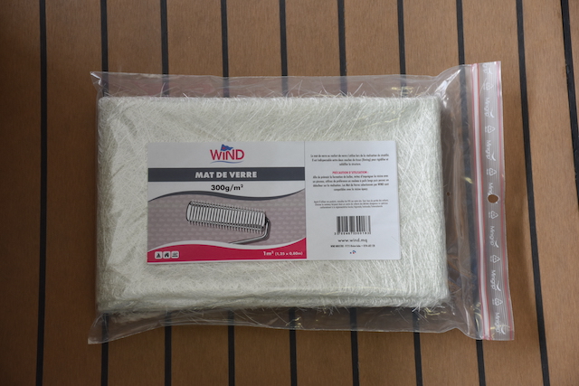 Tissu Mat de verre 300g/m² - (1m²)